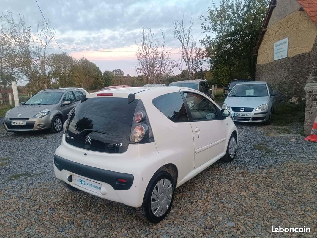 CITROEN C1 1.4 HDi 55 Confort 3p (image 3)