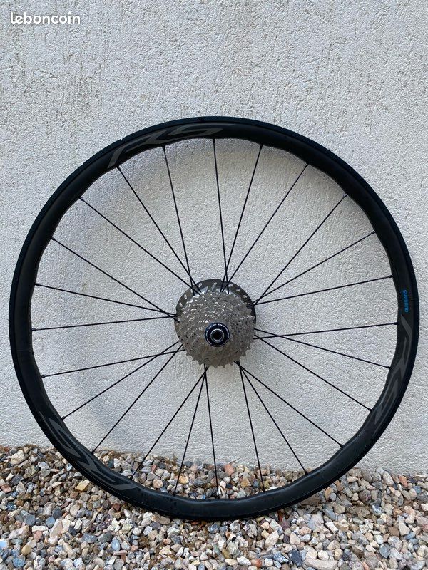 Roues shimano wh-rs770-c30 tlr 11v Vélos