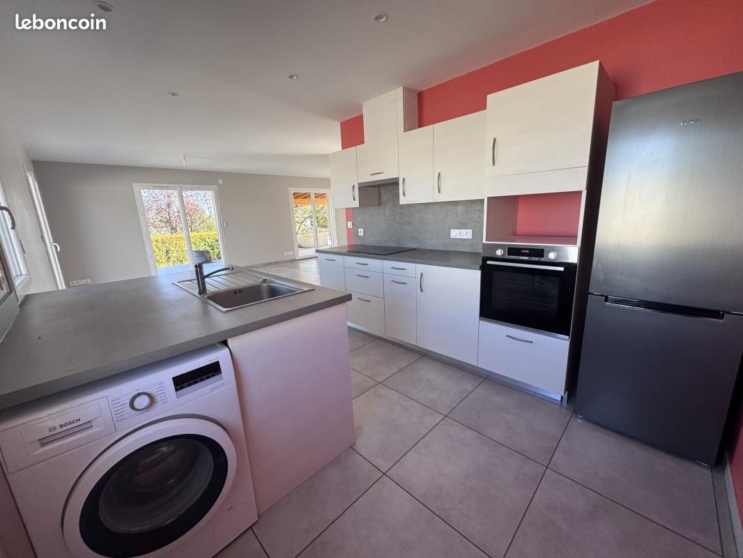 Appartement 4 pièces 112 m² · à Montbrison · 112 m² · 1 350 €/mois