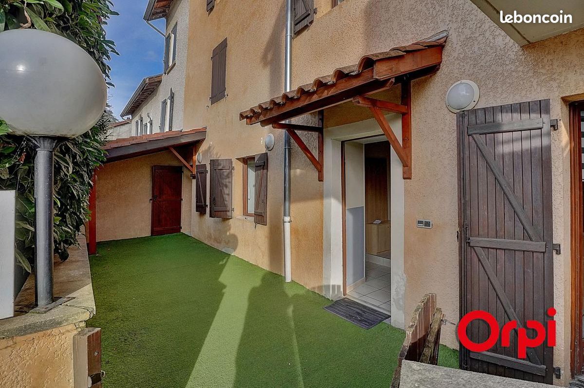 Appartement 3 pièces 90 m² · à La Tour-du-Pin · 90 m² · 169 000 €