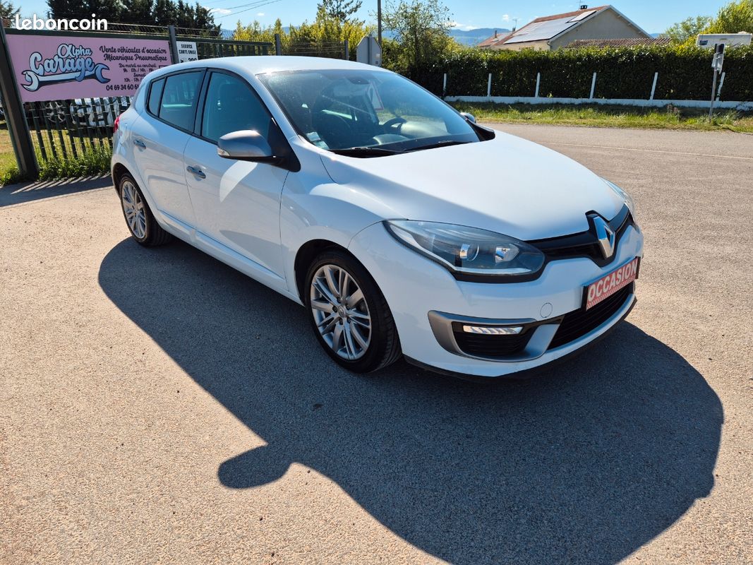 RENAULT MÉGANE III 1.2i 132CH GT Line 109000km BOÎTE AUTO (image 2)