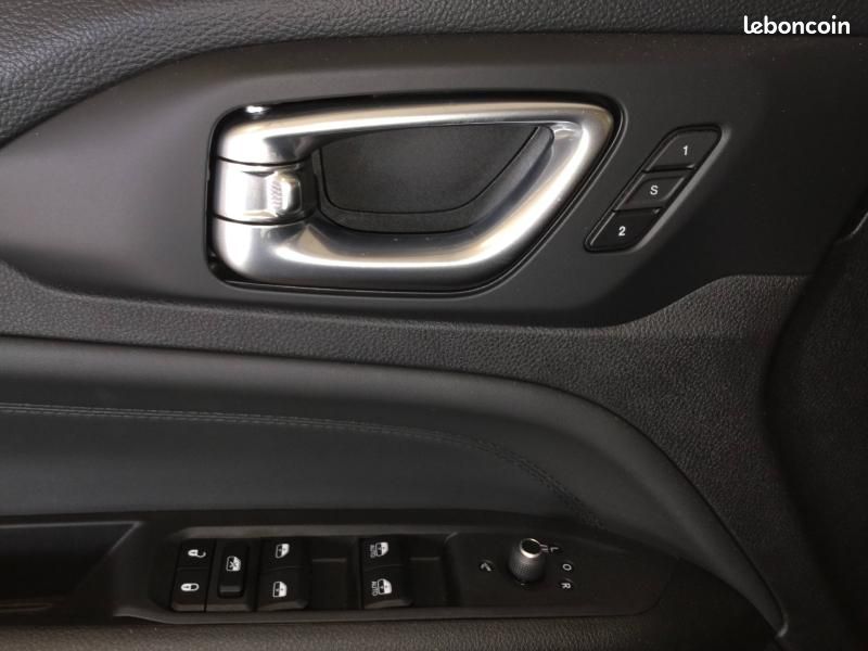 Jeep Compass 1.3 Turbo T4 240ch PHEV 4xe Summit AT6 eAWD (image 23)