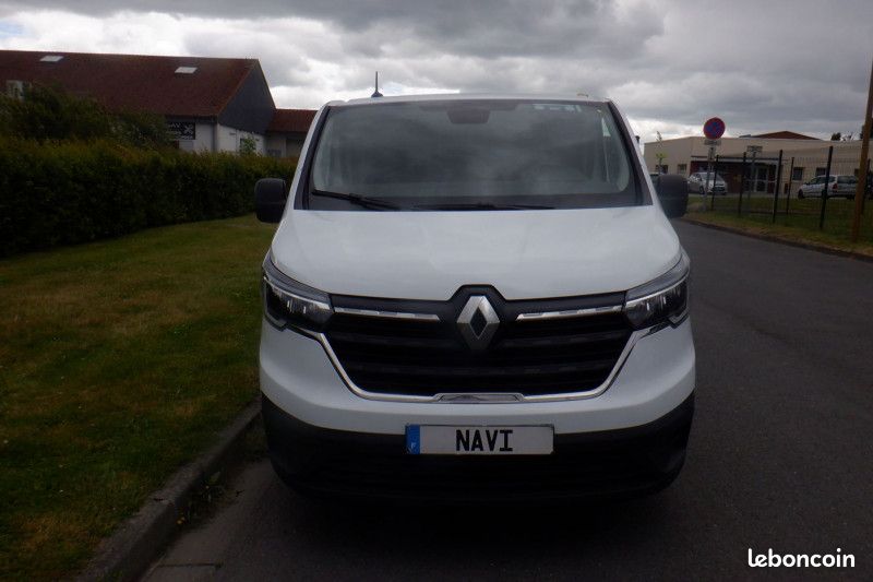 Renault TRAFIC III FG L1H1 3T 2.0 BLUE DCI 130CH ADVANCE -24 (image 11)