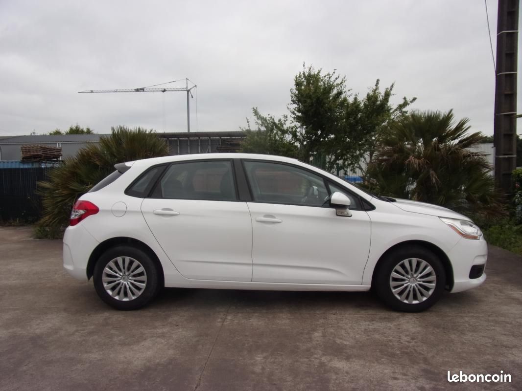 Citroën C4 VTi 95 Attraction (image 4)