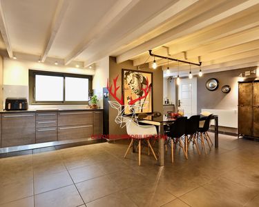 Maison 980 000 € - 350 m²