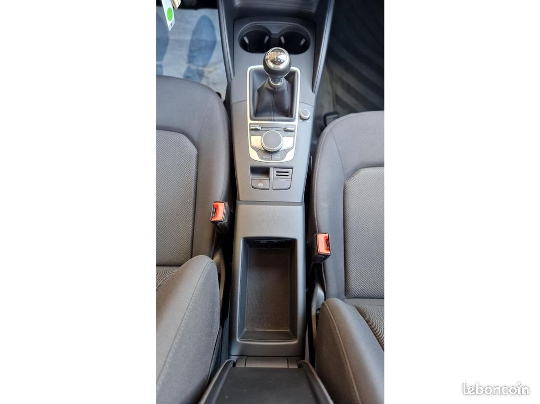 AUDI A3 Sportback 1.6 TDI - 110 Business Line (image 37)