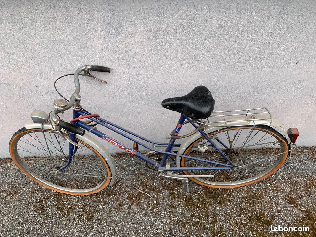 Vélo Randonneur Vintage Nord France – Cadre Acier Bleu, Taille 56cm, 10 Vitesses, 26 Pouces