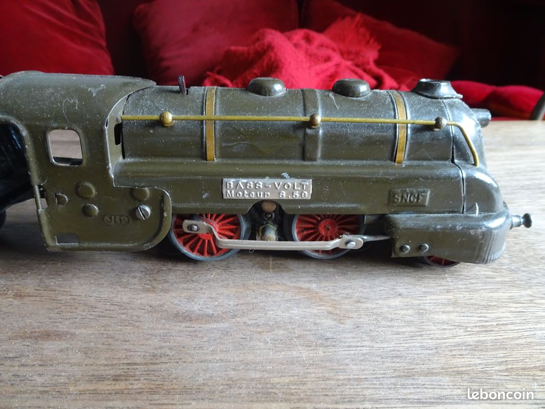 TRAIN JEP O LOCOMOTIVE Moteur S.59