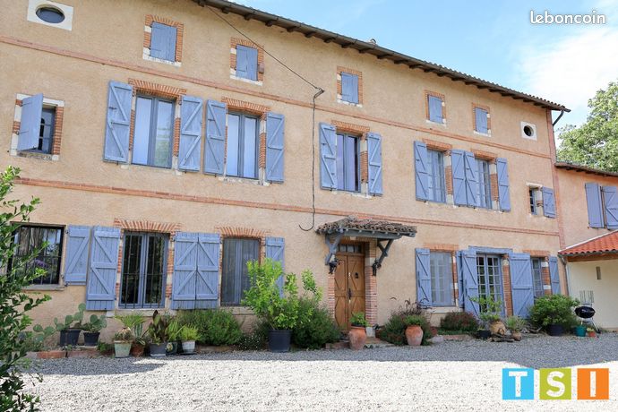 Maison 11 pièces 286 m²