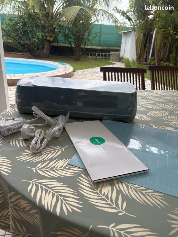 Cricut maker 4 (image 1)