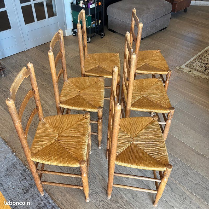 Claude, le lot de 6 chaises en paille N°1074 – Debongout