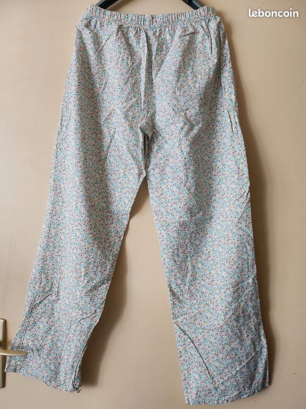 Pyjamas bas de nuit (image 1)
