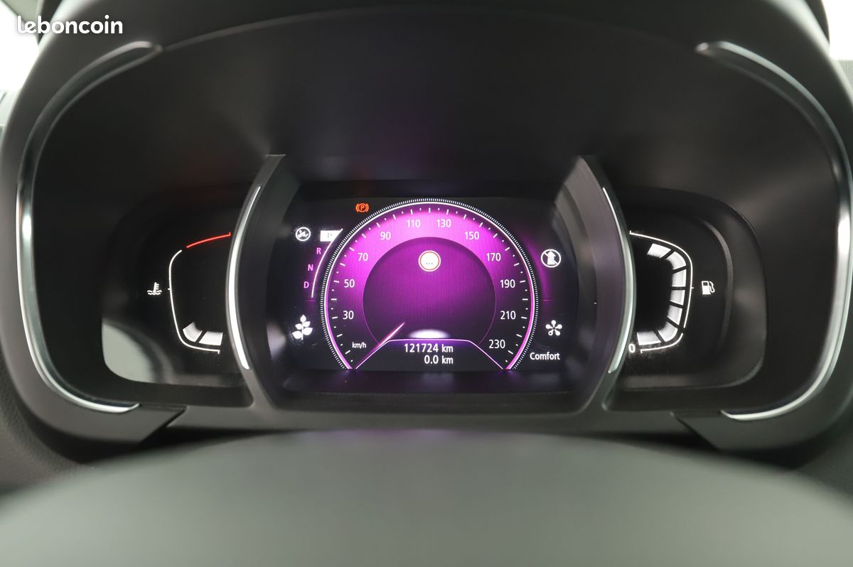 Renault Grand Scénic 1.6 dCi Energy Bose Edition EDC 7PL 160 ch (image 20)