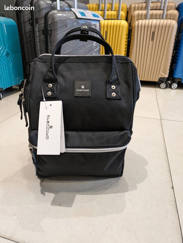 Sac à dos 10 poches connecté grand volume (image 1)