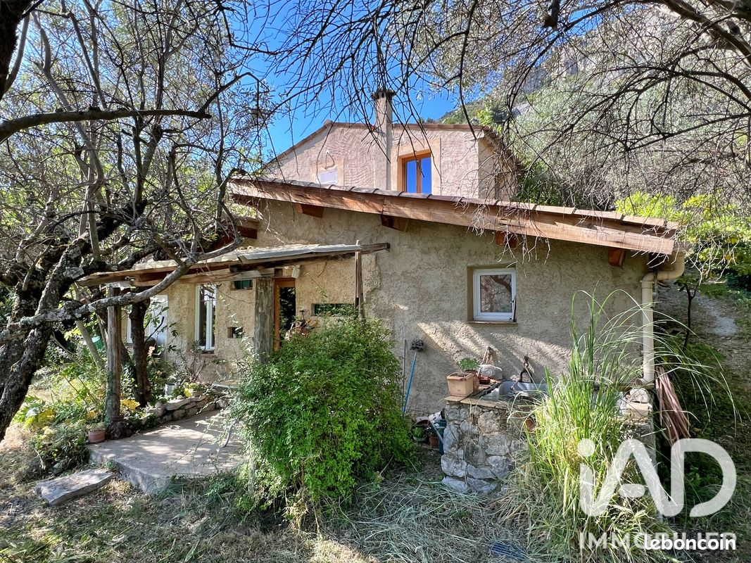 Maison 3 pièces 52 m² · à La Roche-sur-le-Buis · 52 m² · 197 000 €