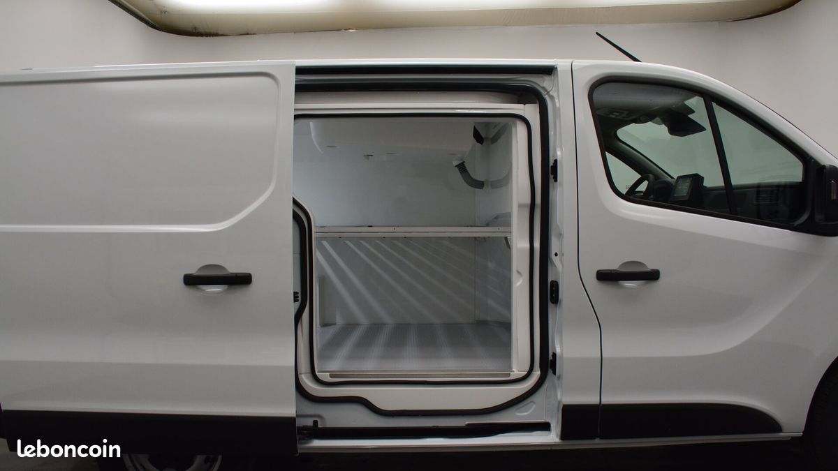 Renault Trafic Van Frigo Advance L1H1 Cellule ISO-CITY Froid Positif 3T Blue dCI 130 - Leasing (image 3)