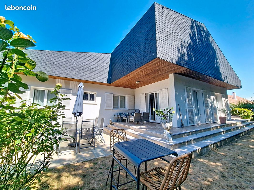 Maison 7 pièces 160 m² · à Évreux · 160 m² · 273 000 €