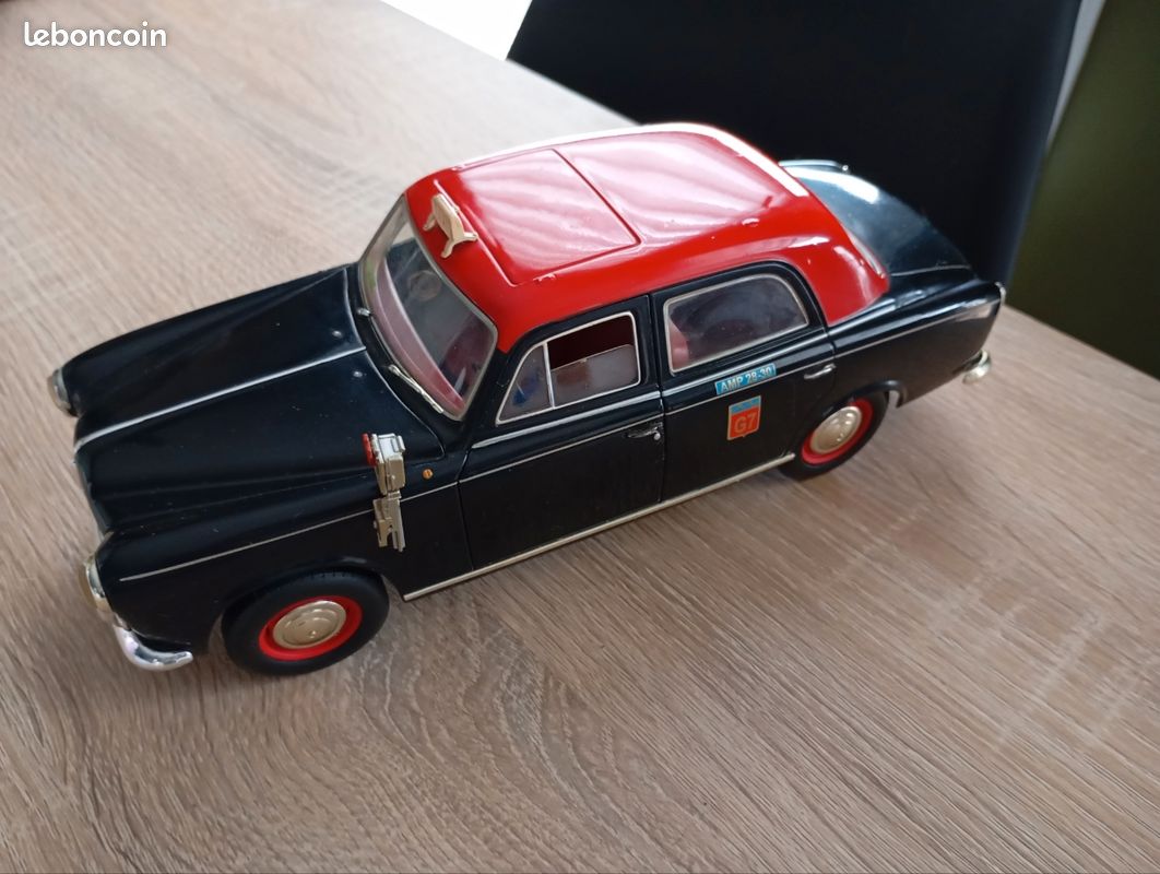 Minialuxe 1/32 – Peugeot 403 Berline – Dessous En Tôle, Grise – état D'occasion
