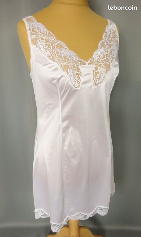 FOND DE ROBE combinaison Nylon Taille S/36/38 Vintage Authentique Neuve EUR 12,00 - FR