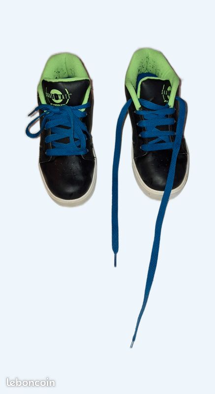 Heelys Skate Mate à roulettes – neuves – pointure 34 (image 1)