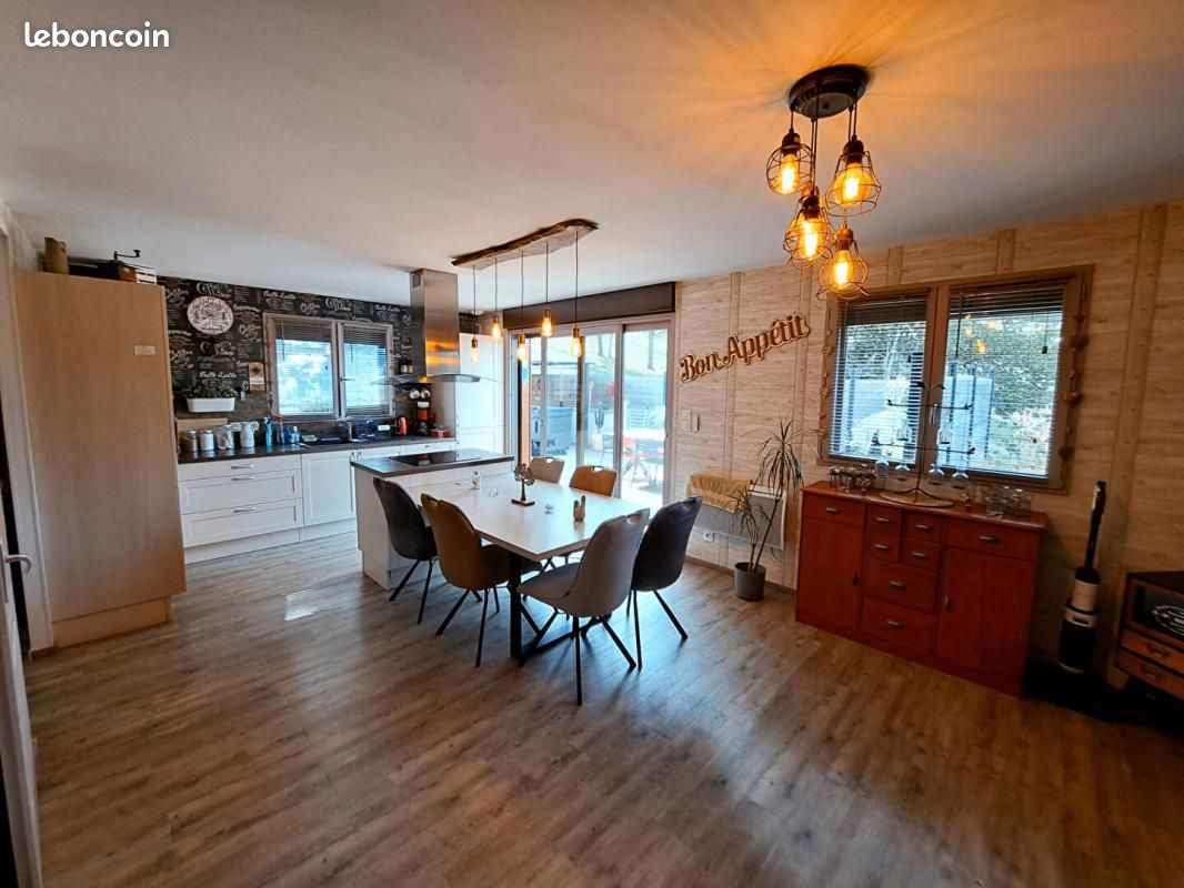 Maison 5 pièces 90 m² · à Villard · 90 m² · 426 000 €
