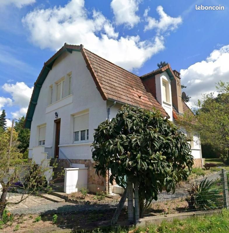 Maison 7 pièces 136 m² · à Vallon-en-Sully · 136 m² · 130 000 €