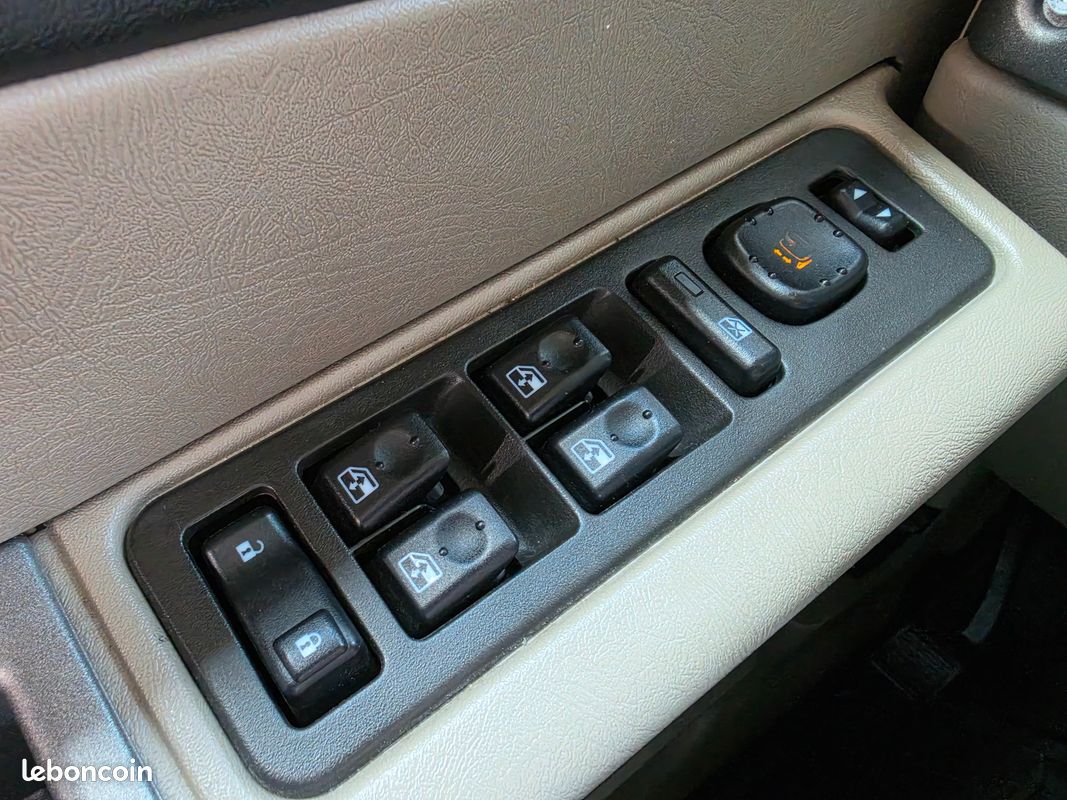 HUMMER H2 HUMMER H2 6.0 V8 BA HYDRA-MATIc (image 14)