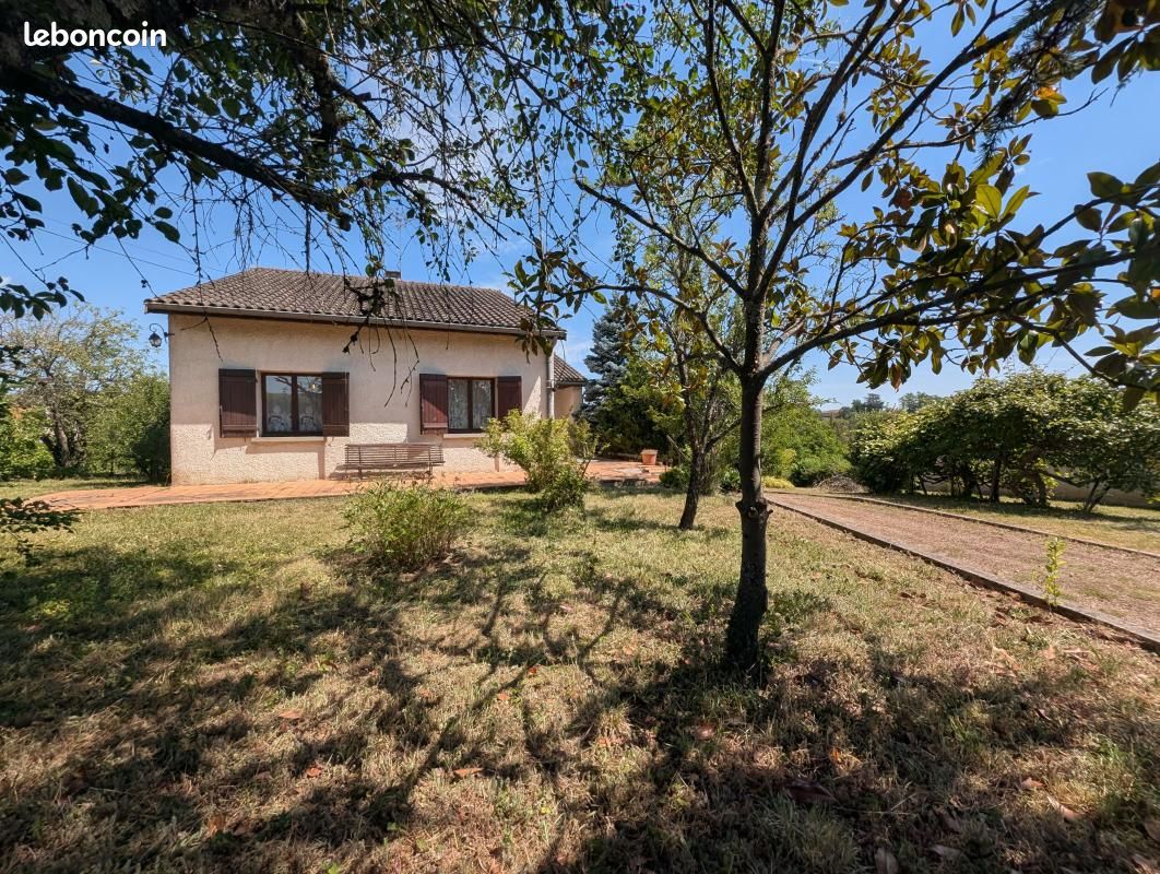 Maison 4 pièces 121 m² · à Fleurville · 121 m² · 205 000 €