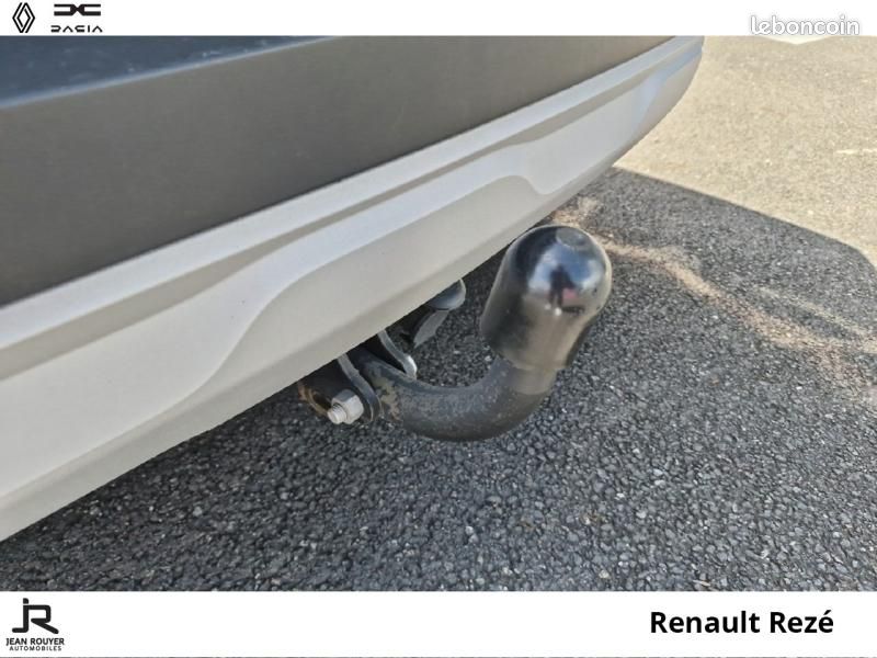 Renault Captur 1.6 E-Tech hybride 145ch Equilibre (image 30)