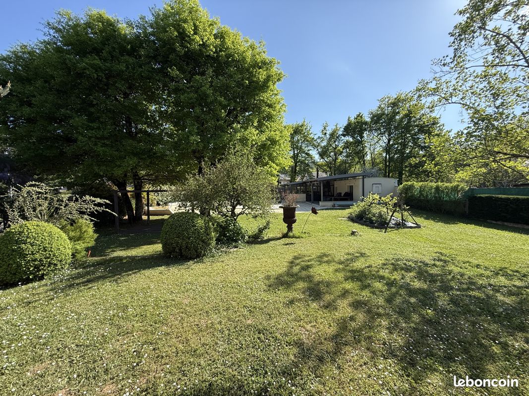 Maison 7 pièces 172 m² · à Espalion · 172 m² · 479 000 €