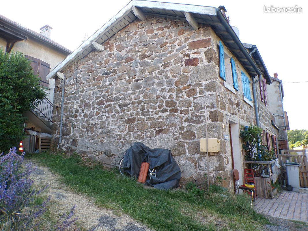 Maison 2 pièces 41 m² · à Saint-Agrève · 41 m² · 35 000 €