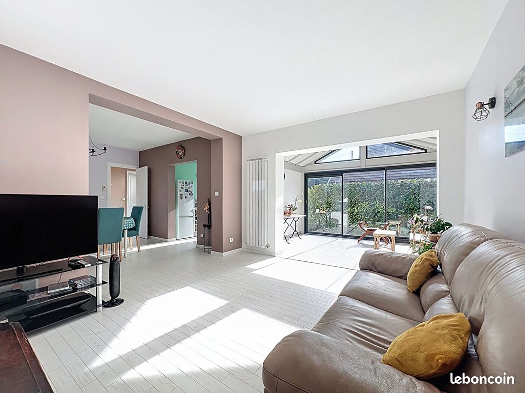 Maison 5 pièces 133 m² · à Saint-Cyr-l'École · 133 m² · 489 000 €