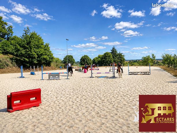 Terrain 50 m² POUZAUGES