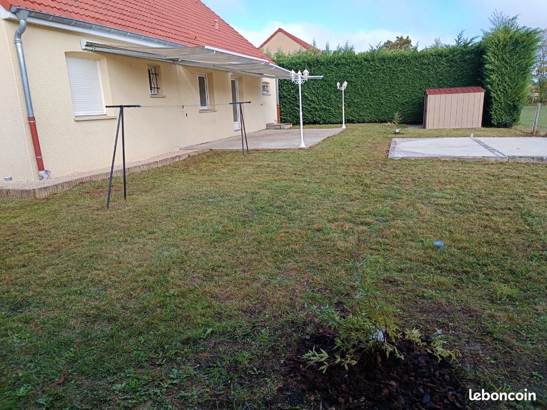 Maison 4 pièces 94 m² · à Auxonne · 94 m² · 975 €/mois