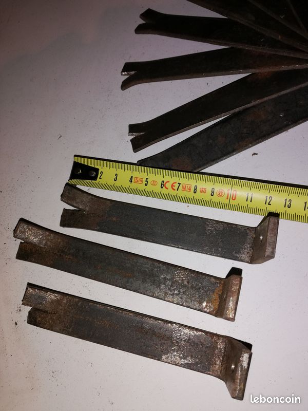 équerres+ pattes fixation+ paumelles (image 4)