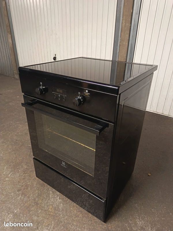 Cuisinière INDUCTION ELECTROLUX LIVRAISON possible (image 2)