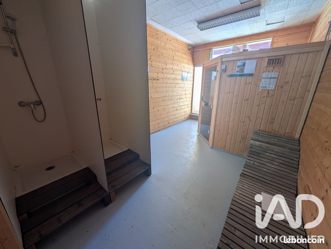 Appartement 5 pièces 95 m² · à Allevard · 95 m² · 150 000 €