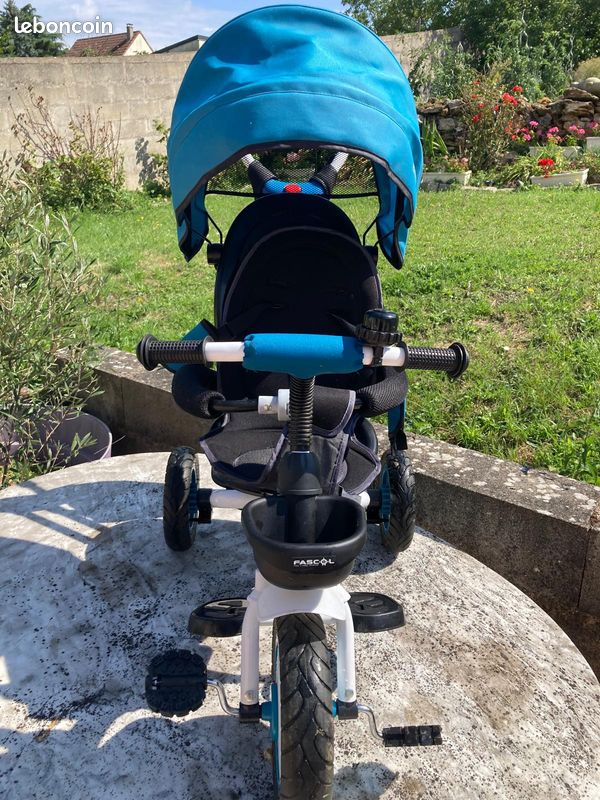 Fascol en Tricycle Bébé Evolutif Vélos