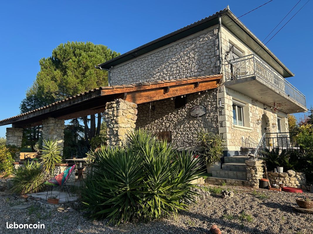 Maison 5 pièces 138 m² · à Xaintrailles · 138 m² · 250 000 €