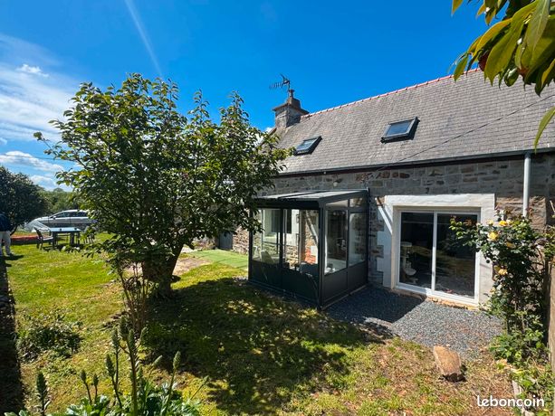 Maison en Pierre proche mer avec Jardin