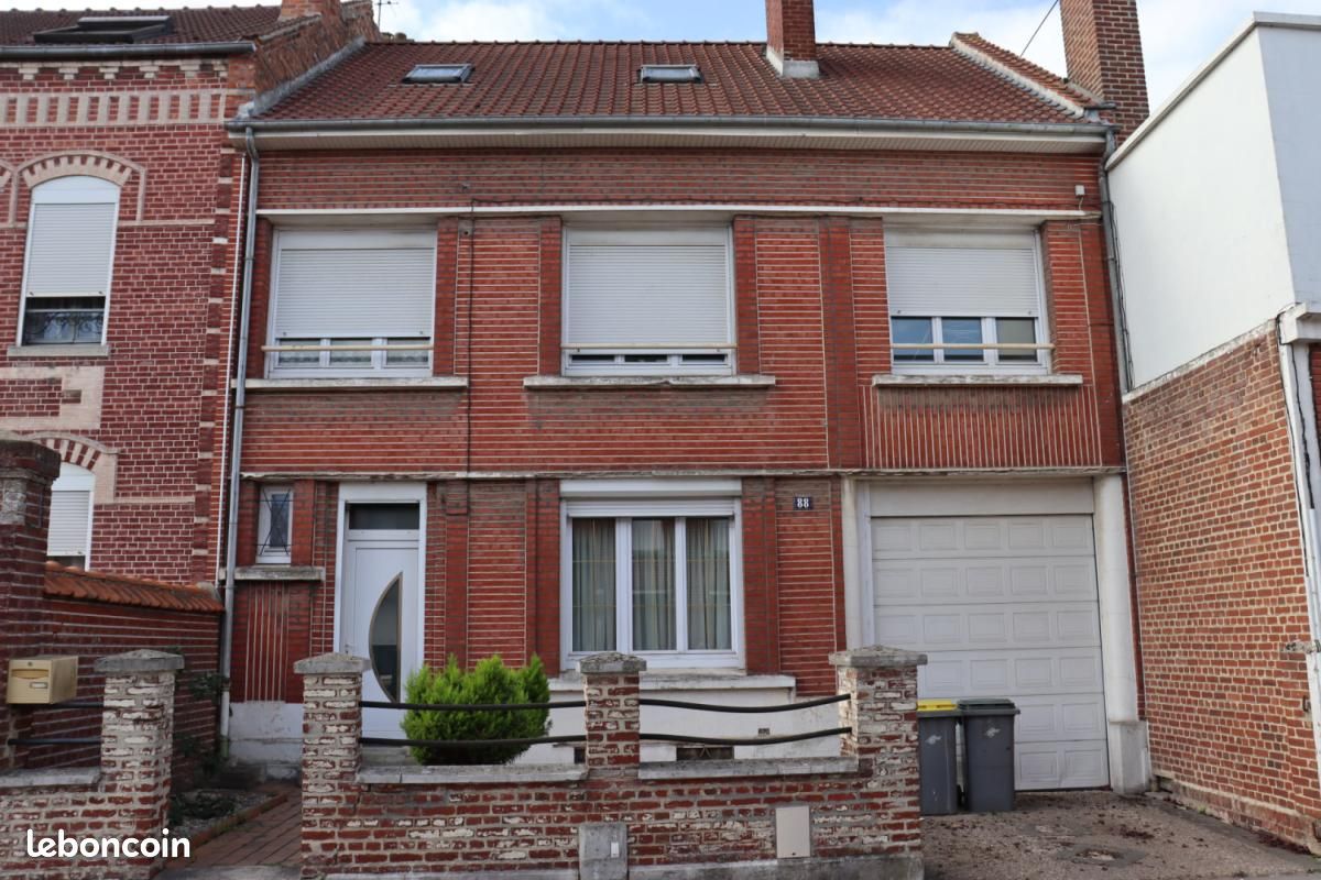 Maison 9 pièces 183 m² · à Cambrai · 183 m² · 194 500 €