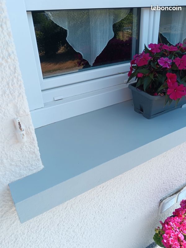 Fût de peinture pour façade (image 1)