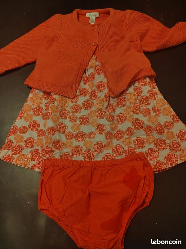 Robe (image 1)