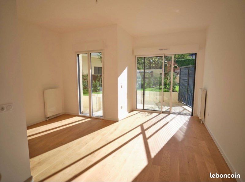 Appartement 2 pièces 49 m² · à Antony · 49 m² · 1 368 €/mois