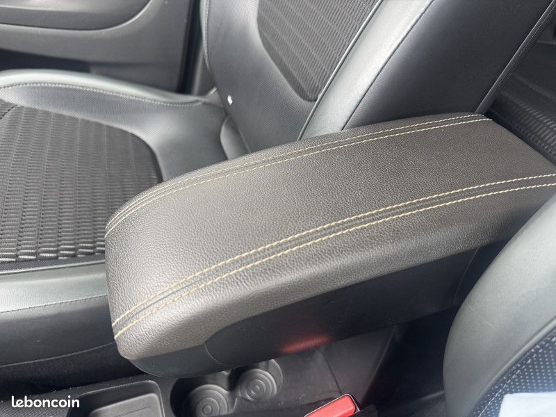 Renault CAPTUR 1.2 TCE 120 CH STOP&START ENERGY ZEN EDC EURO6 (image 32)