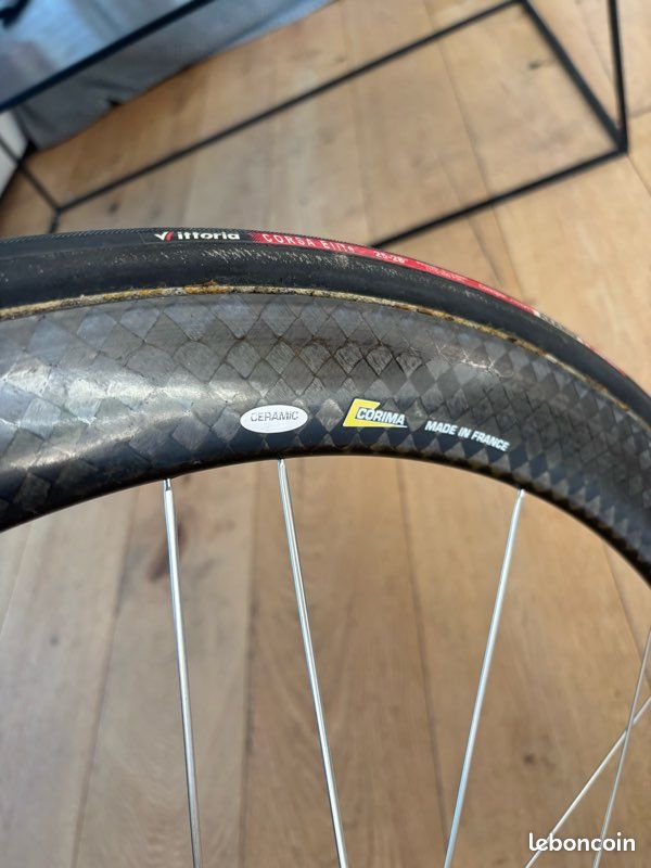 Jeu De Roues Corima Aero Carbone - Frein Sur Jante - 28 Pouces - Set Avant/arrière Avec Pneus