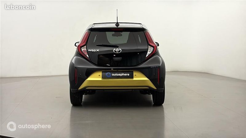 Toyota Aygo X 1.0 VVT-i 72ch Air Collection S-CVT MY23 (image 6)