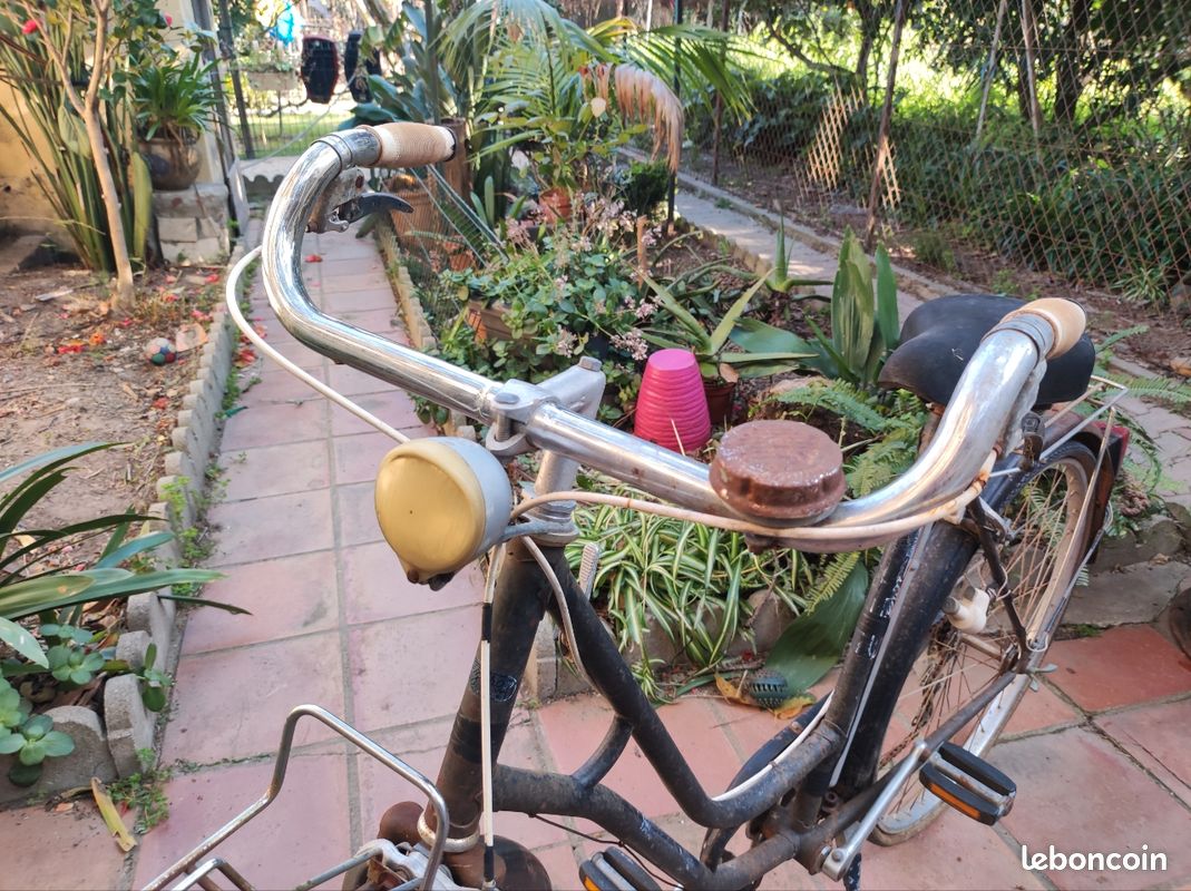 Vélo De Course Vintage Francesco Moser Cizeron 1976 - Pour Collection