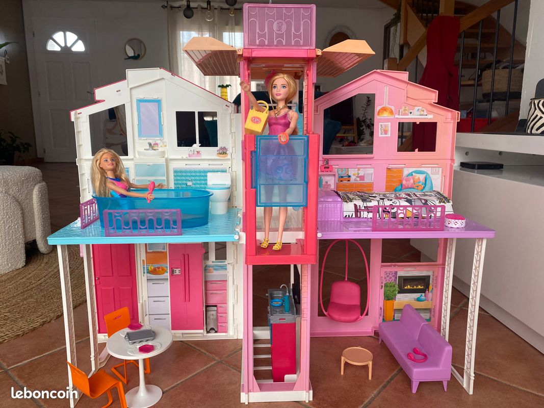 BARBIE MOBILIER GRANDE MAISON DE POUPÉE DE LUXE À 2 ÉTAGES ET 4 PIÈCES DONT CUISINE CHAMBRE SALLE DE BAIN ET ACCESSOIRES JOUET POUR ENFANT EN PROMOTION