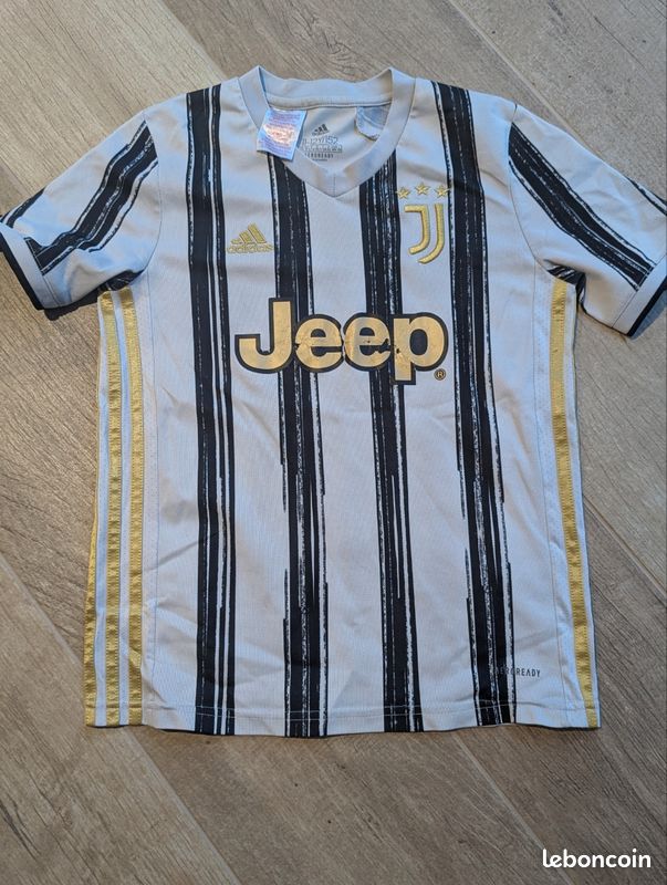 Maillot juventus (image 1)